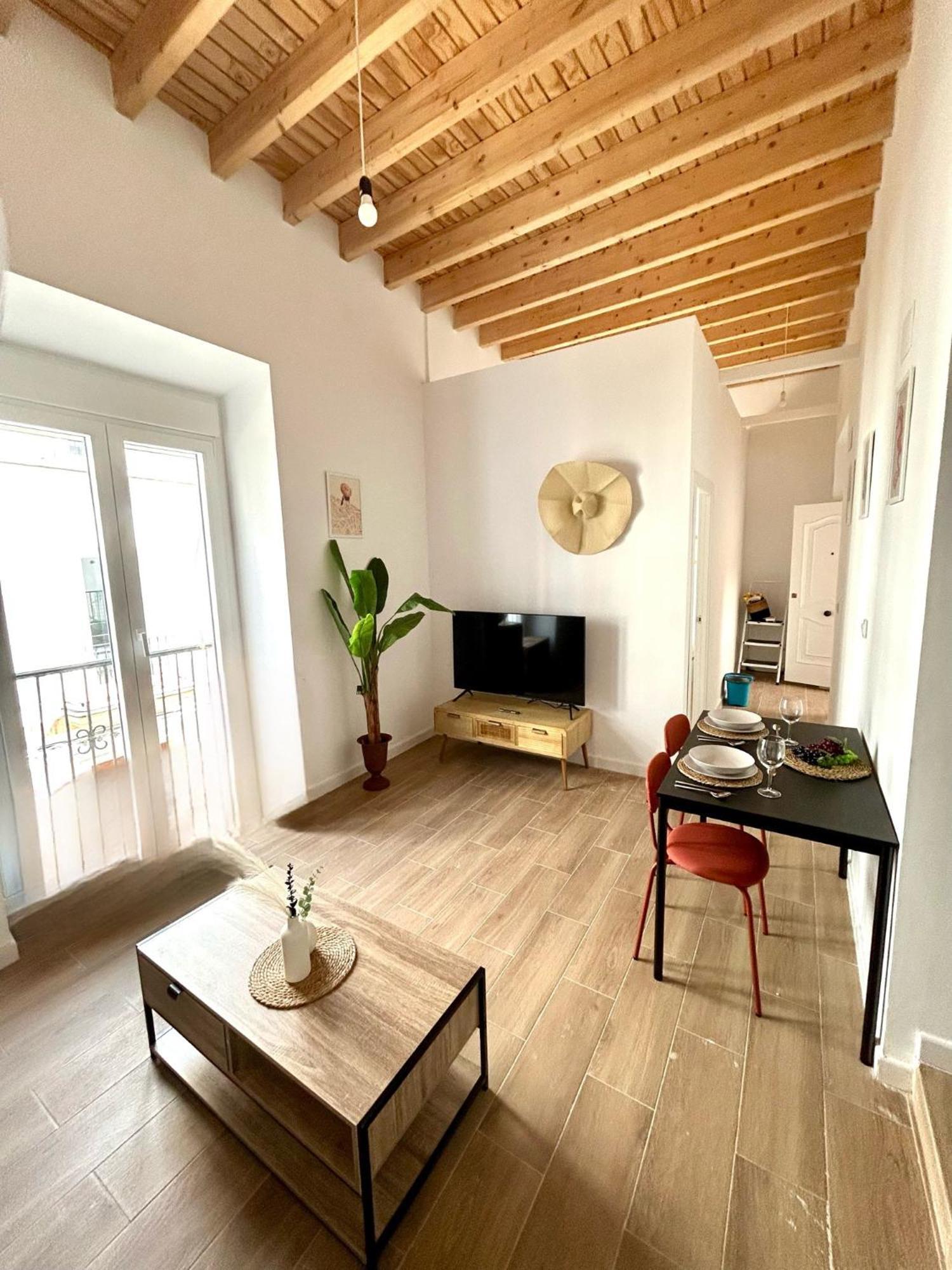 Gatu Casa Solera, Un Lugar Unico, "Preferente Para Mayores De 25 Anos Y Familias " El Puerto de Santa Maria Exterior photo